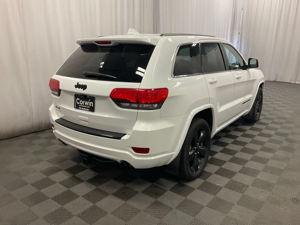 Used 2015 Jeep Grand Cherokee Altitude AWD/4WD image 5