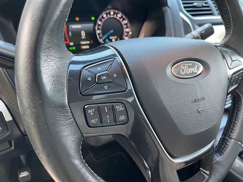 Used 2017 Ford Explorer Platinum AWD/4WD image 20