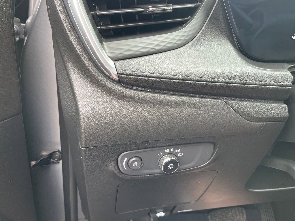 Used 2024 Buick Encore GX Preferred w/ Comfort Package image 13