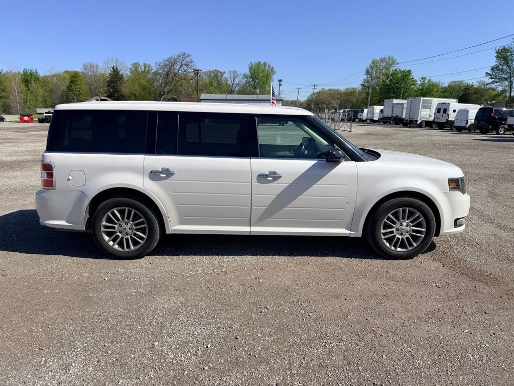 Used 2019 Ford Flex SEL w/ Equipment Group 202A FWD image 9