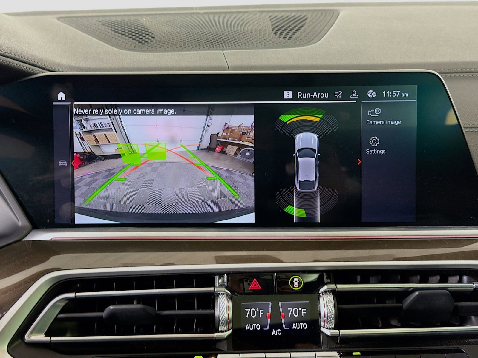 Used 2022 BMW X6 xDrive40i w/ Executive Package image 18