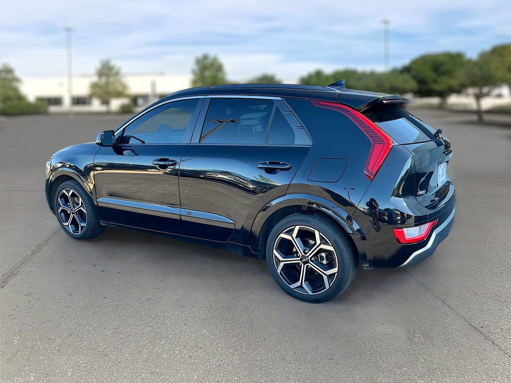 Certified 2023 Kia Niro EX Touring image 5