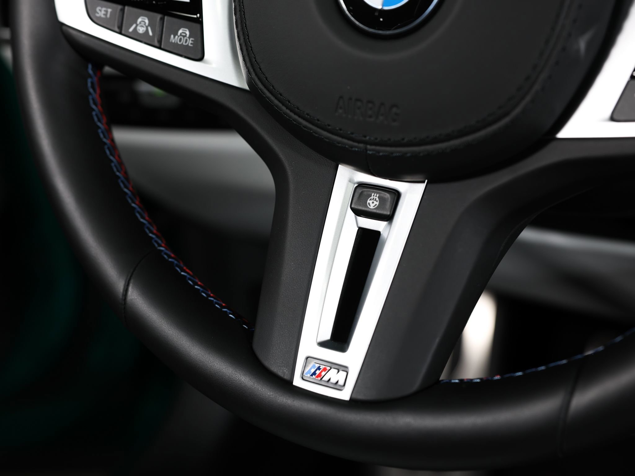 Used 2025 BMW M8 Competition image 44