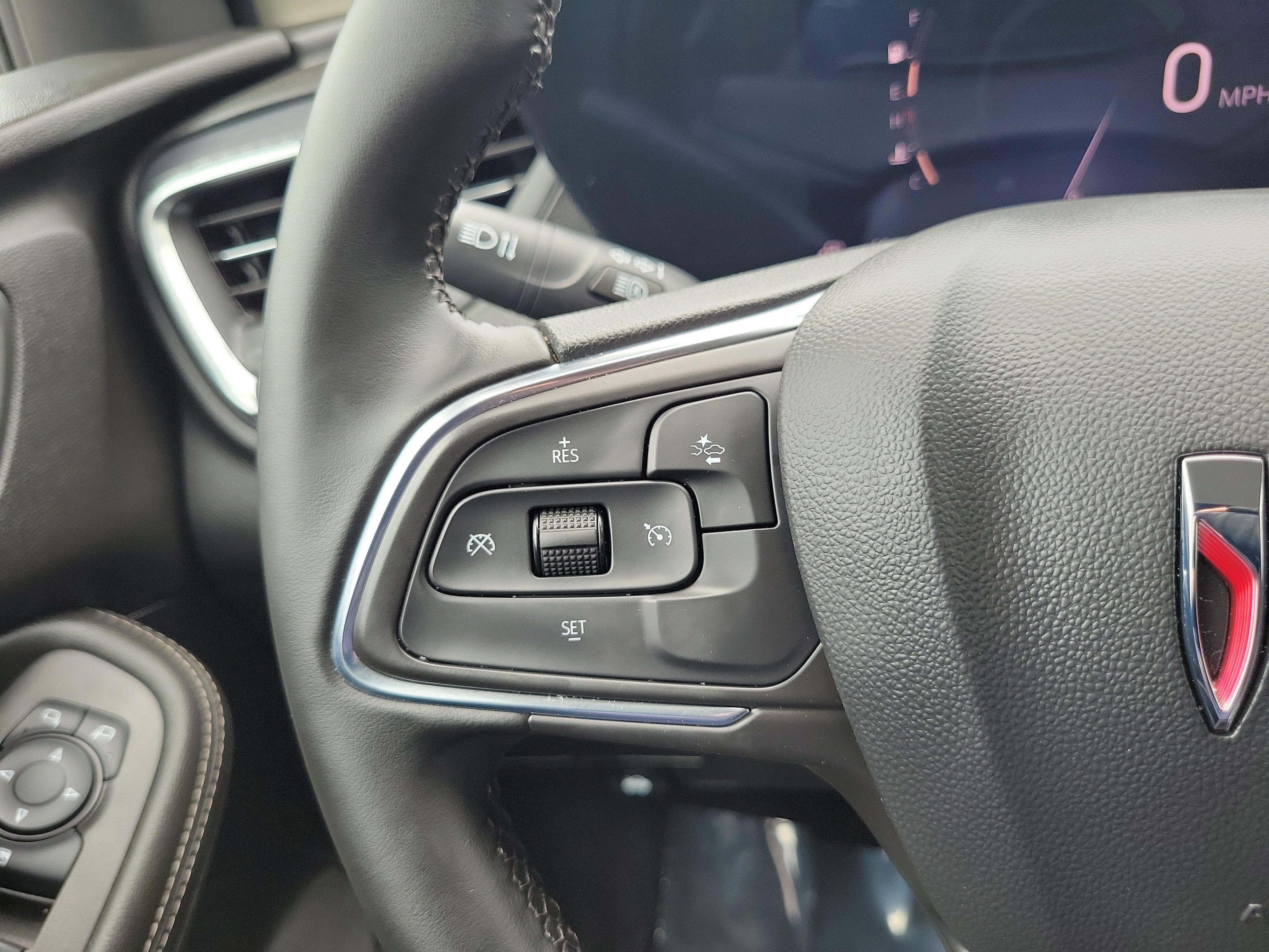 Used 2024 Buick Encore GX Sport Touring AWD/4WD image 18