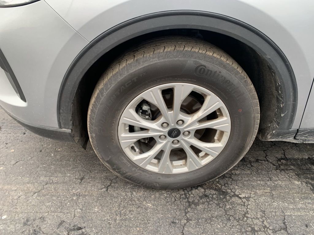 Used 2023 Ford Escape Active w/ Tech Pack #2 image 9