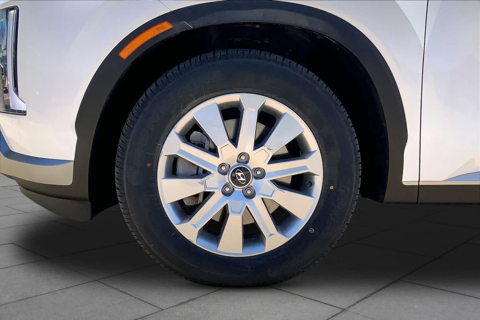 Used 2025 Hyundai Palisade SEL AWD/4WD image 10