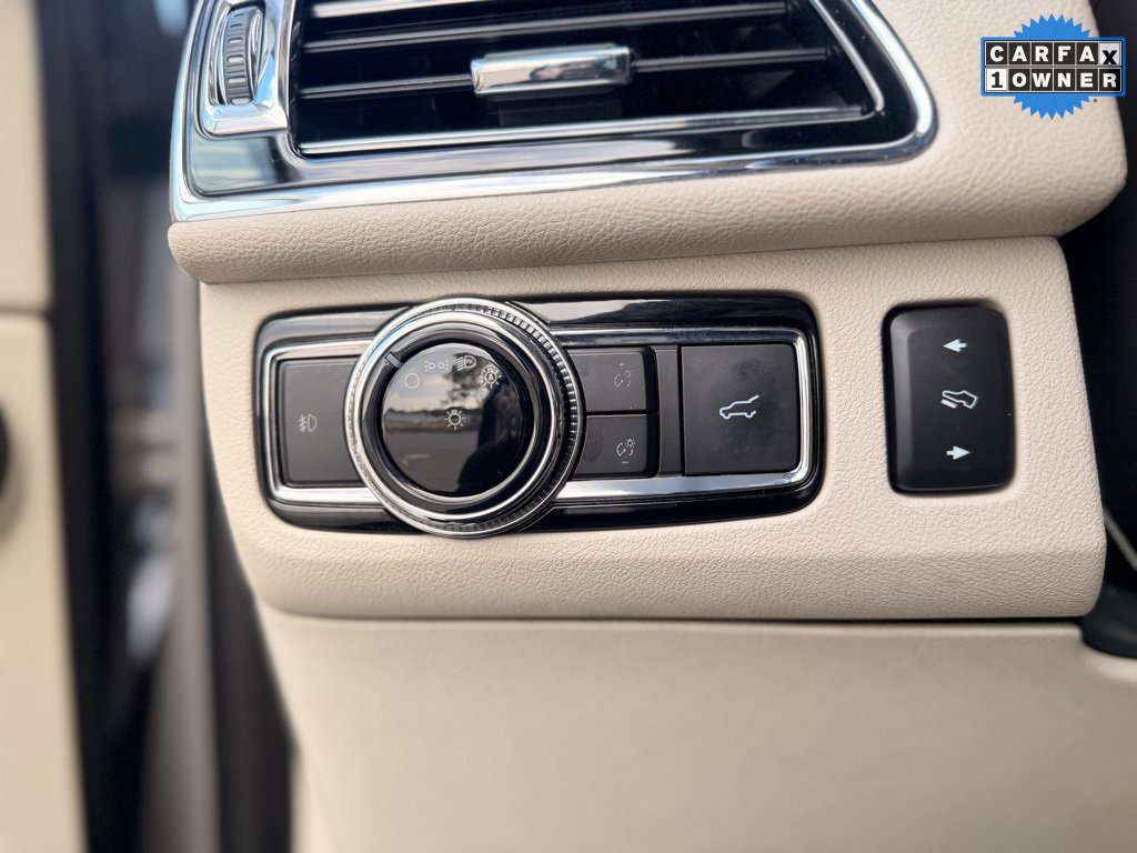 Used 2020 Lincoln Navigator L Reserve w/ Luxury Package image 23