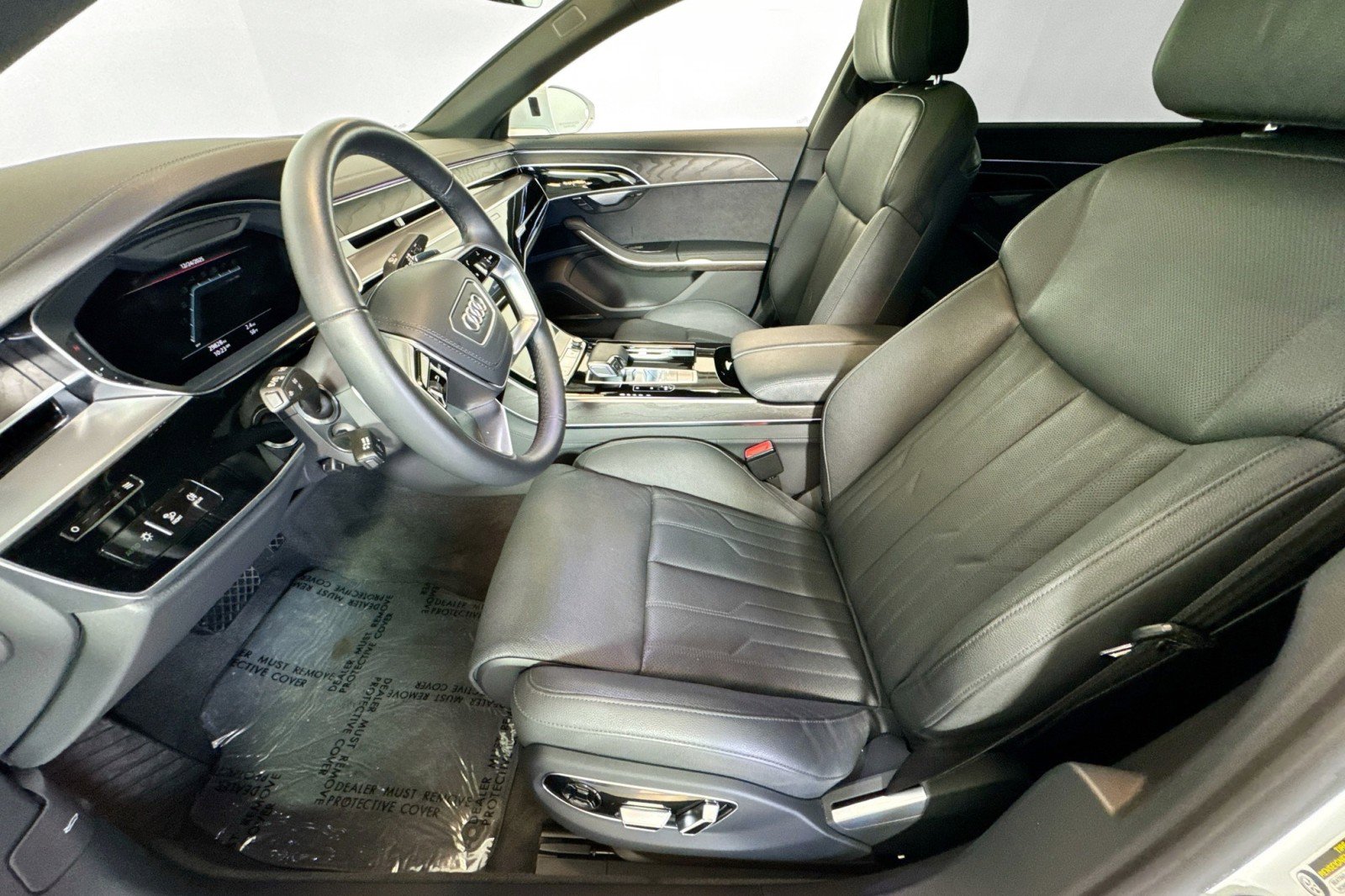 Used 2022 Audi A8 L 3.0T w/ Executive Package image 19