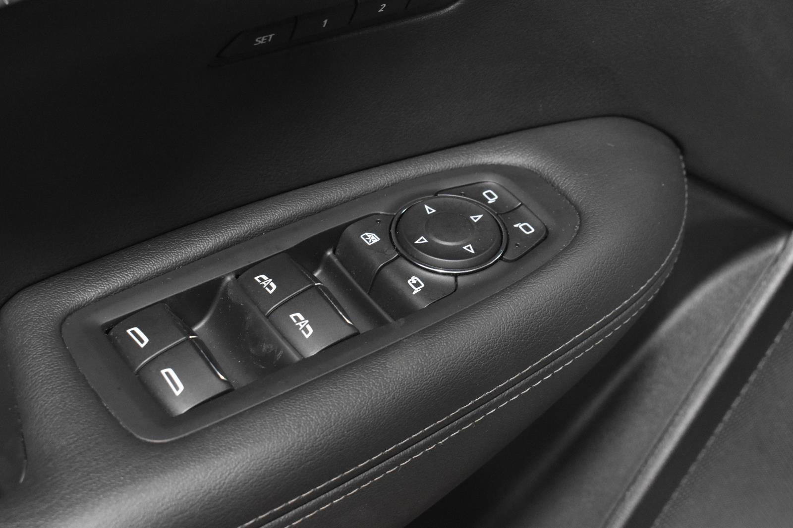 Certified 2024 Cadillac XT6 Premium Luxury FWD image 11