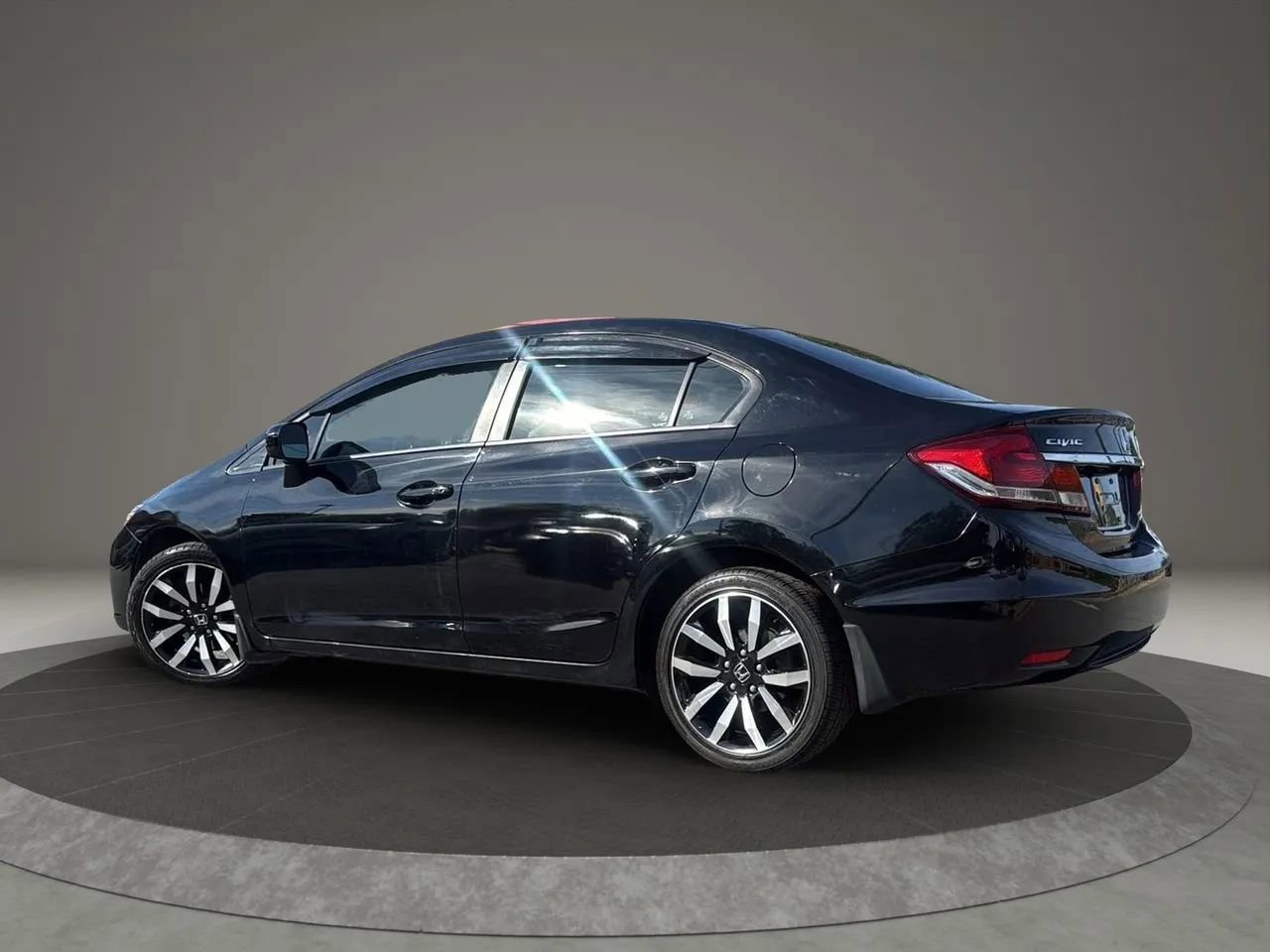 Used 2015 Honda Civic EX-L image 4