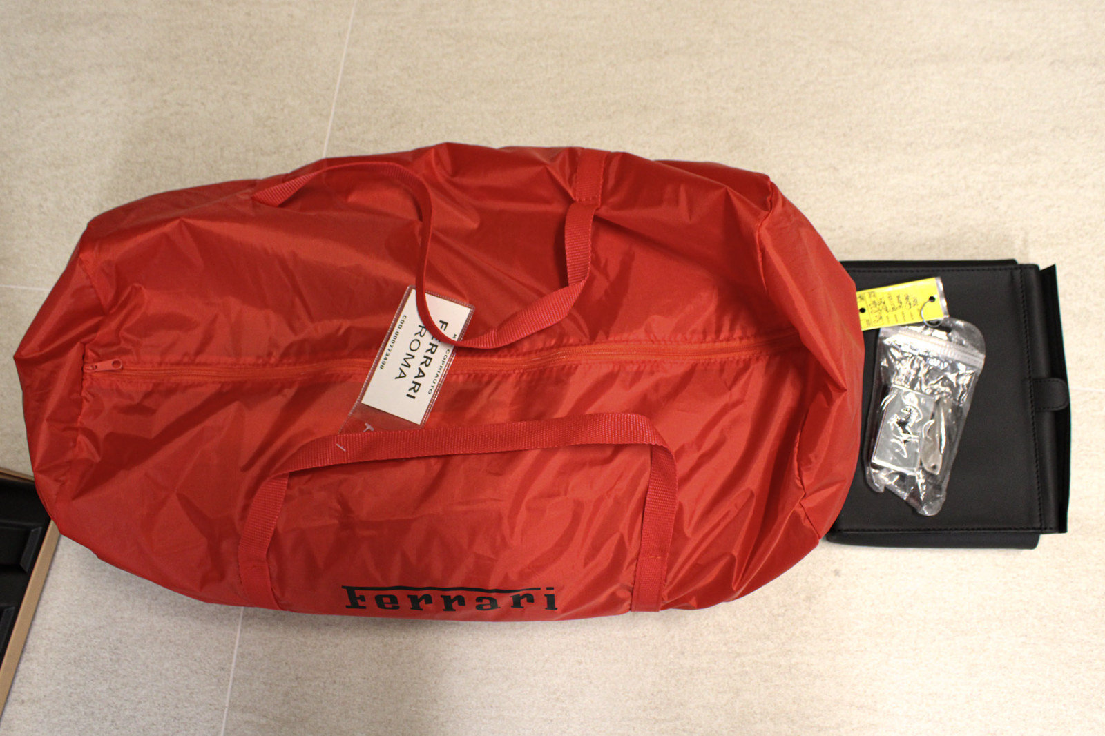 Certified 2024 Ferrari Roma Spider RWD image 39