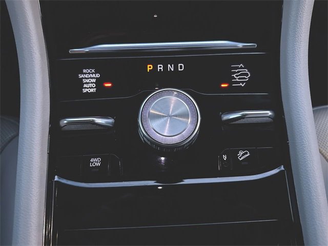 Used 2023 Jeep Grand Cherokee Overland image 16