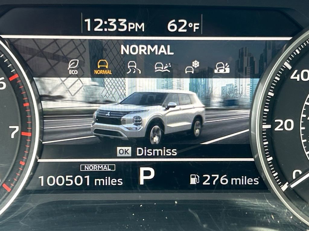 Used 2022 Mitsubishi Outlander ES image 22