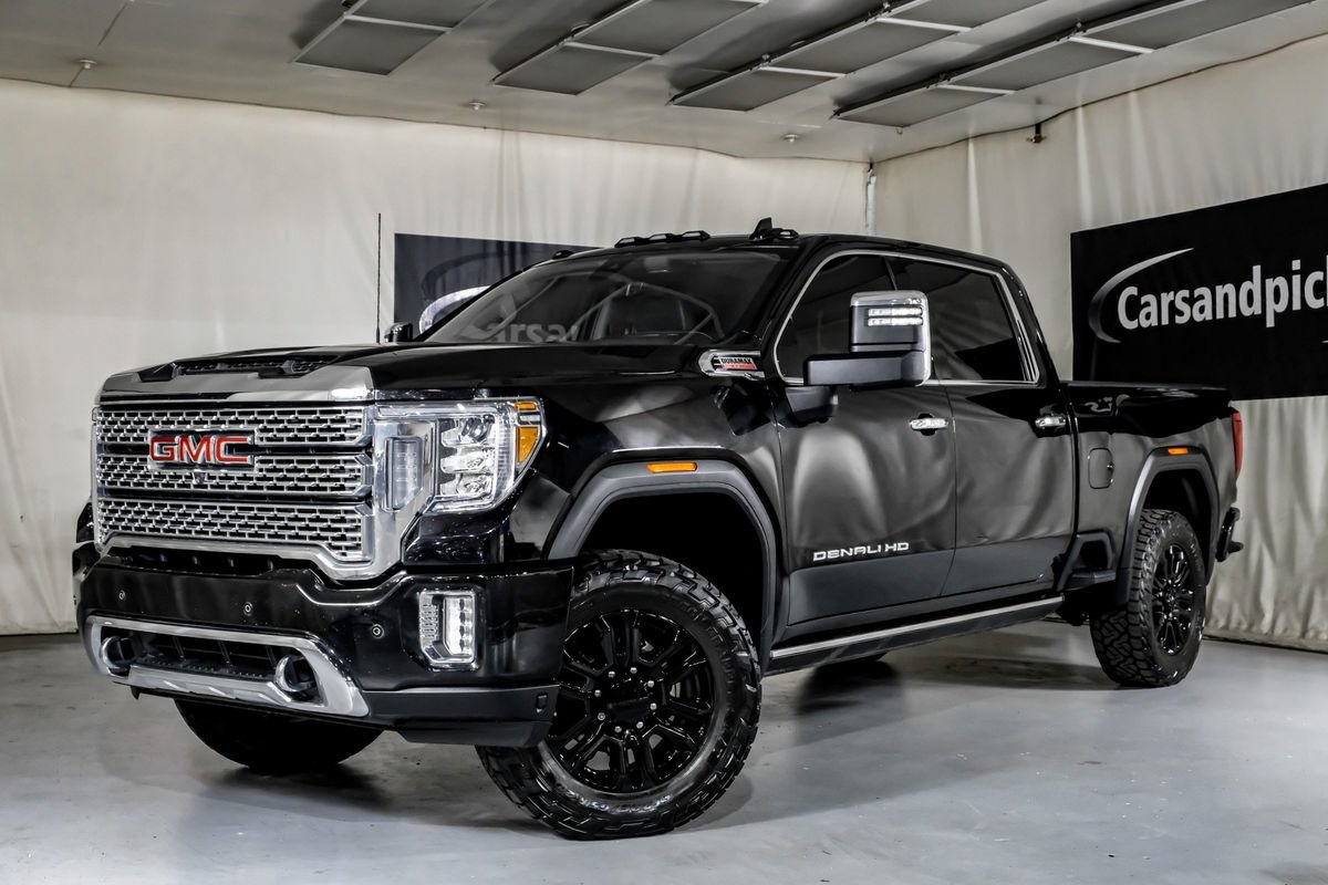 Used 2022 GMC Sierra 2500 Denali w/ Denali Black Diamond Edition AWD/4WD image 4