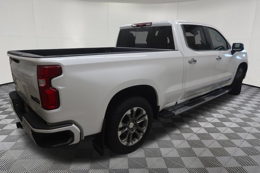 Used 2024 Chevrolet Silverado 1500 High Country w/ Technology Package AWD/4WD image 8