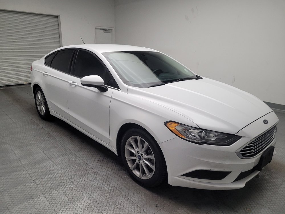 Used 2017 Ford Fusion SE w/ Fusion SE Technology Package image 13