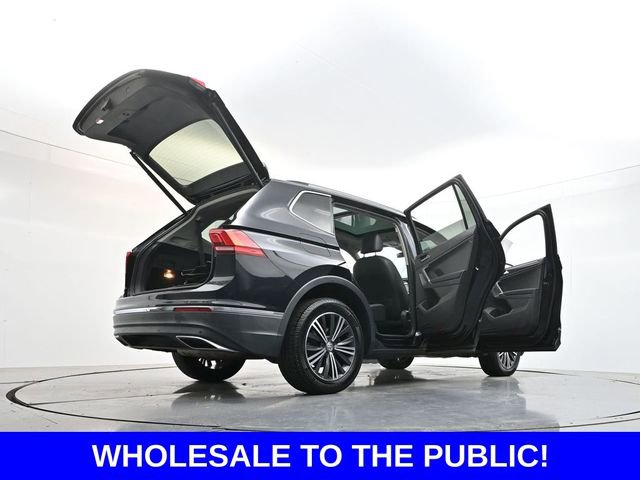 Used 2018 Volkswagen Tiguan SEL Premium FWD image 40