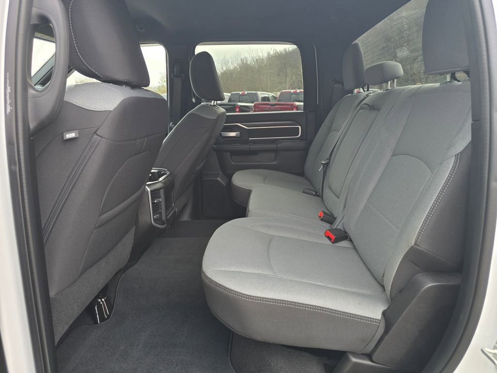 Used 2024 RAM 2500 Big Horn w/ Heated Seats & Wheel Group image 10