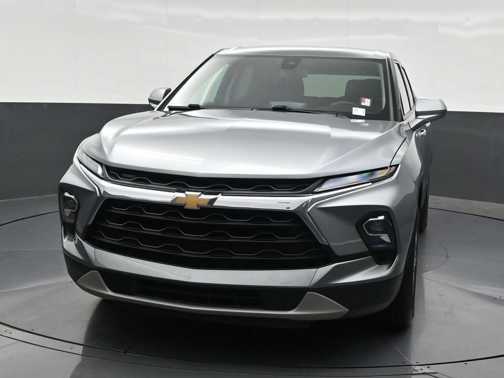 Used 2024 Chevrolet Blazer LT FWD image 9
