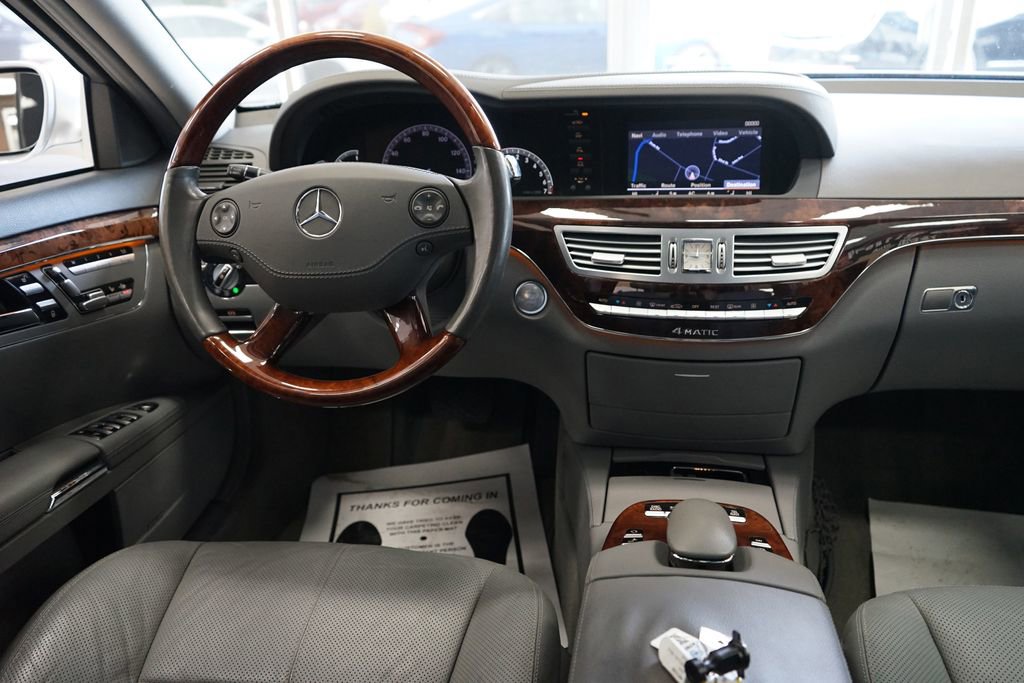 Used 2008 Mercedes-Benz S 550 4MATIC w/ AMG Sport Pkg image 10