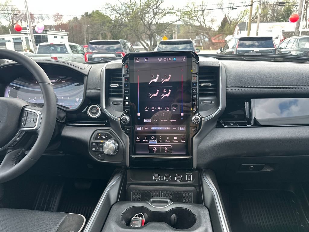Used 2025 RAM 1500 Laramie w/ Night Edition AWD/4WD image 17