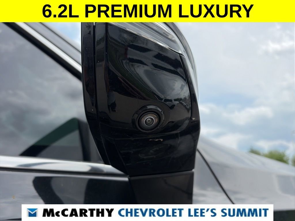 Used 2023 Cadillac Escalade Premium Luxury w/ LPO, Illumination Package AWD/4WD image 30
