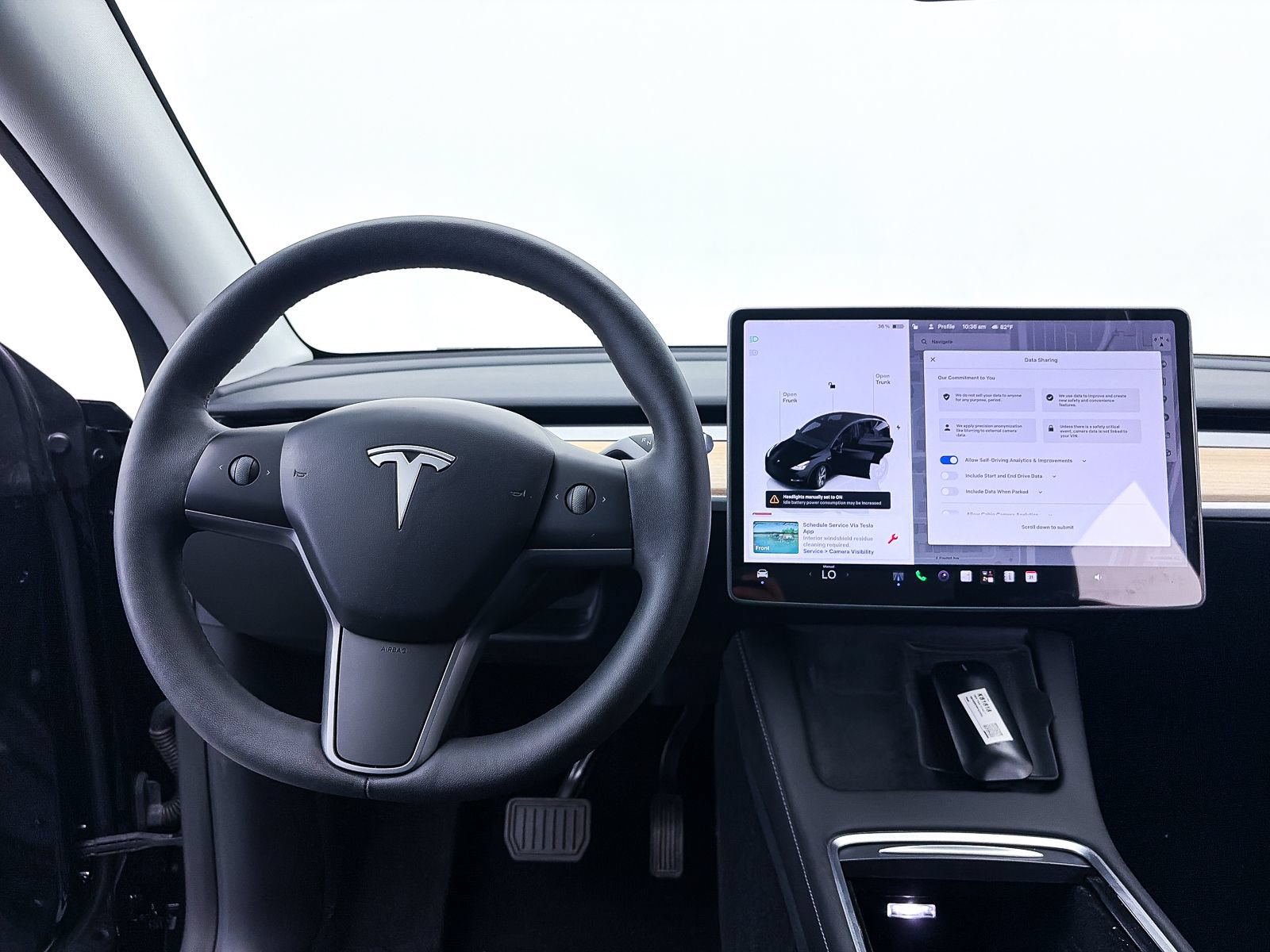 Used 2023 Tesla Model Y Long Range AWD/4WD image 3