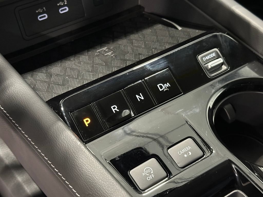 Used 2025 Nissan Murano SV w/ Cargo Package image 24