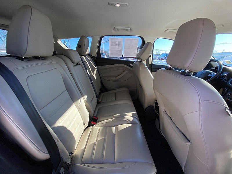 Used 2019 Ford Escape Titanium image 36