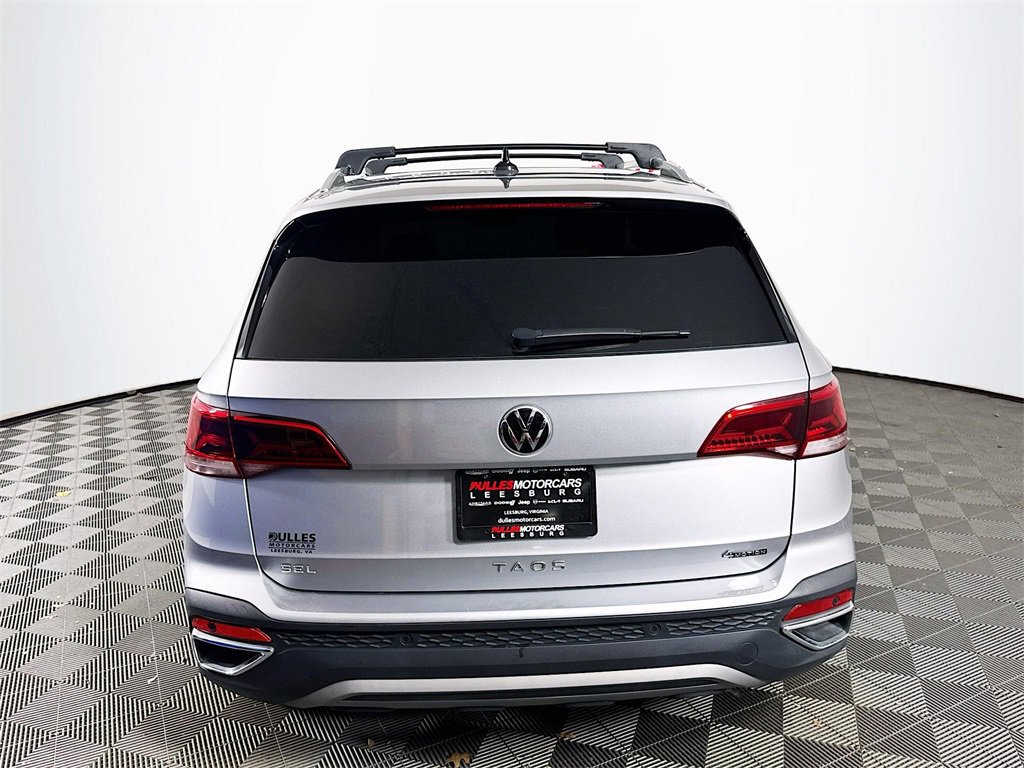 Used 2022 Volkswagen Taos SEL image 6