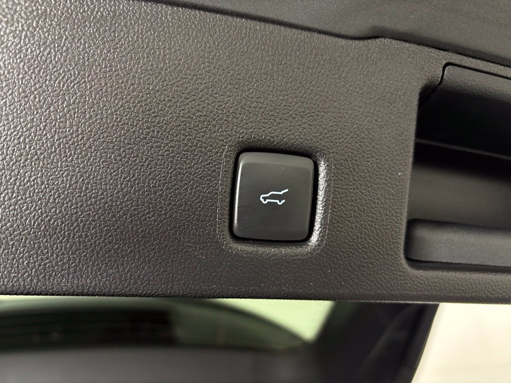 Used 2026 Ford Escape ST-Line w/ Tech Pack #1 FWD image 43