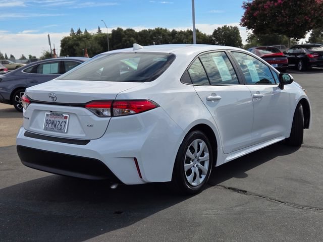Used 2024 Toyota Corolla LE FWD image 4