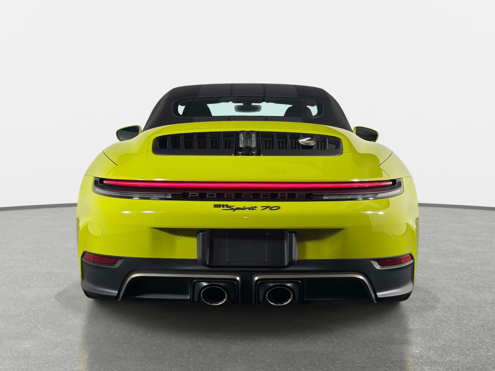 Used 2026 Porsche 911 GTS RWD image 4