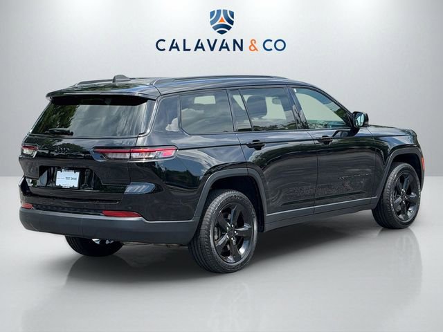 Used 2024 Jeep Grand Cherokee L Limited w/ Black Appearance Package RWD image 7