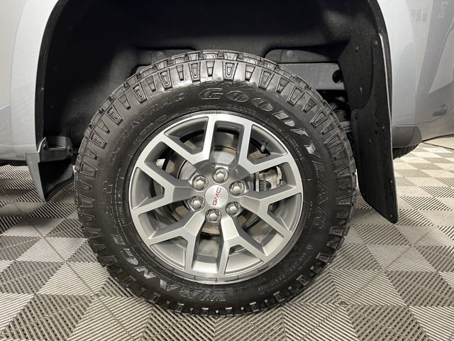 Used 2022 GMC Canyon AT4 w/ Trailering Package image 11