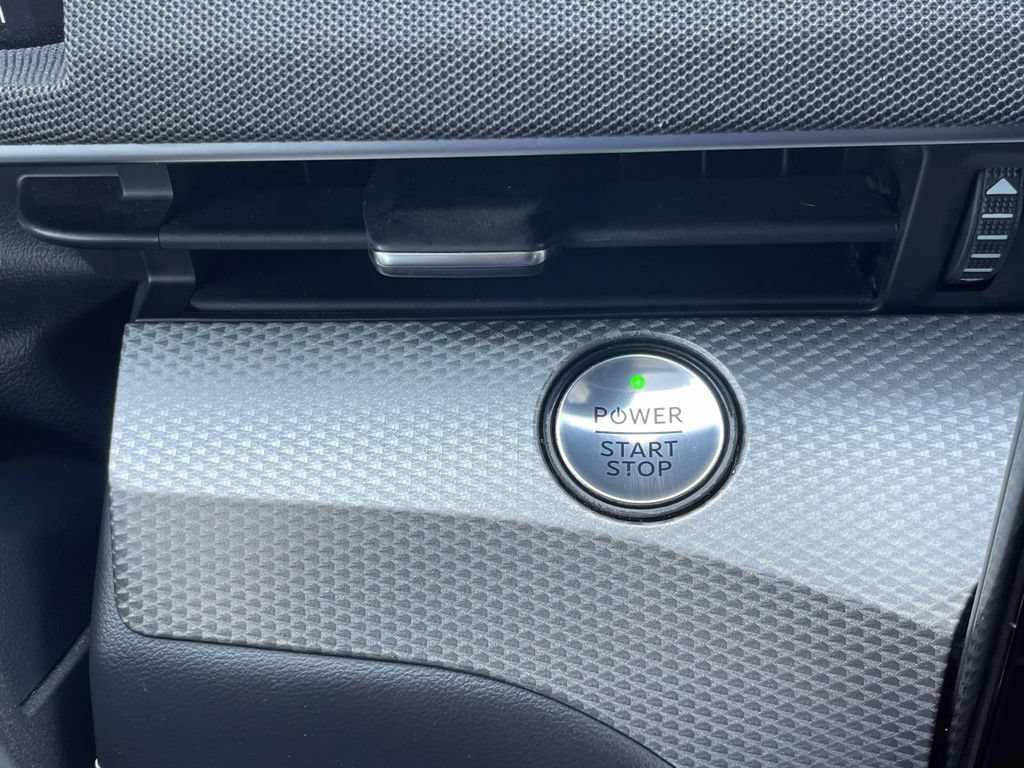 Used 2023 Ford Mustang Mach-E Select RWD image 32