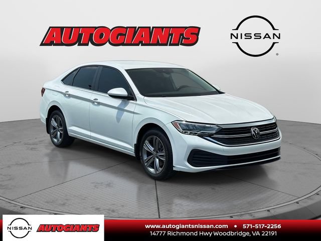 Used 2024 Volkswagen Jetta SE