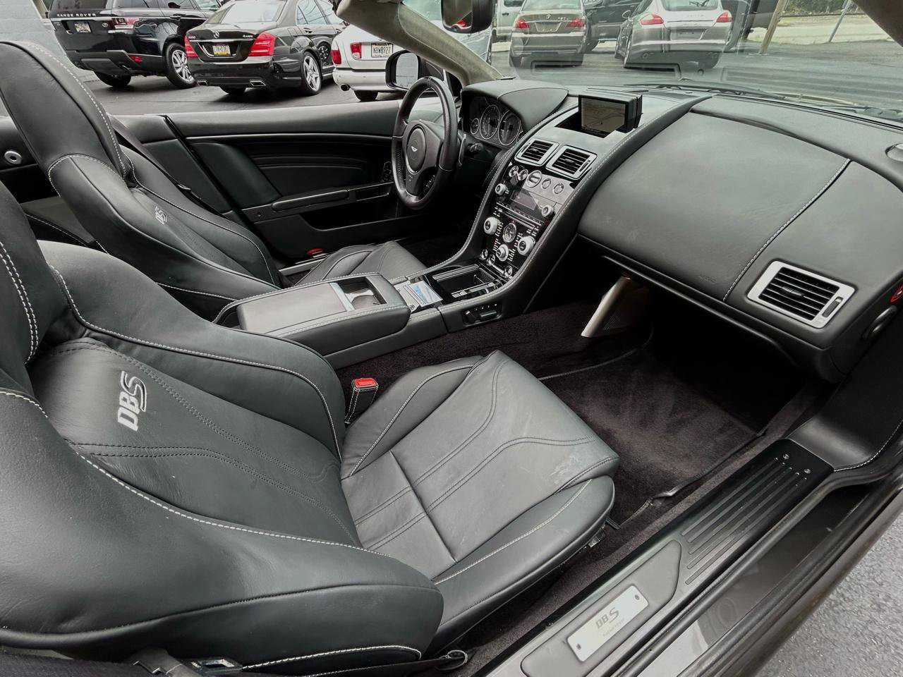 Used 2011 Aston Martin DBS Volante RWD image 25