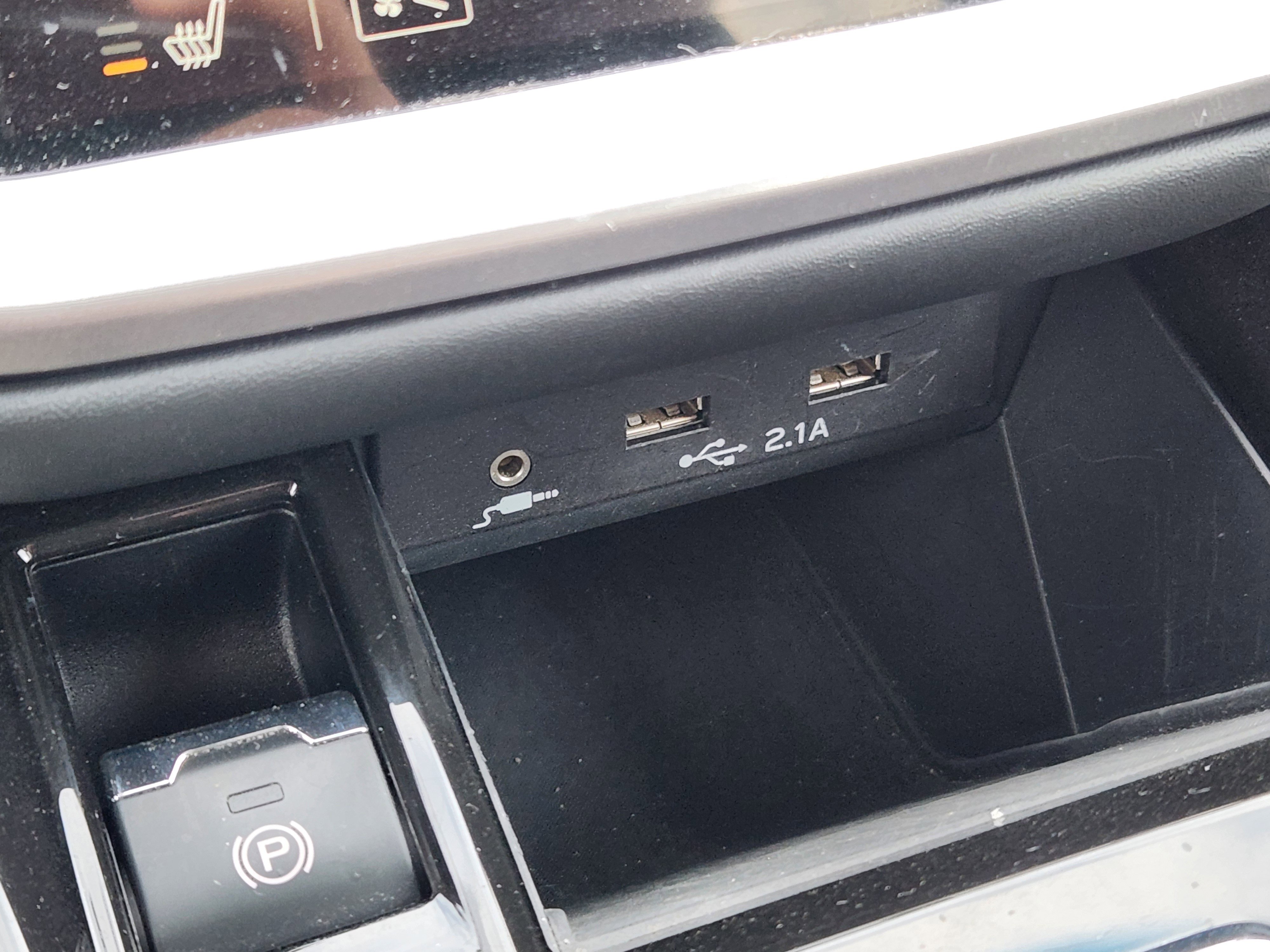 Used 2020 Subaru Outback Premium image 27