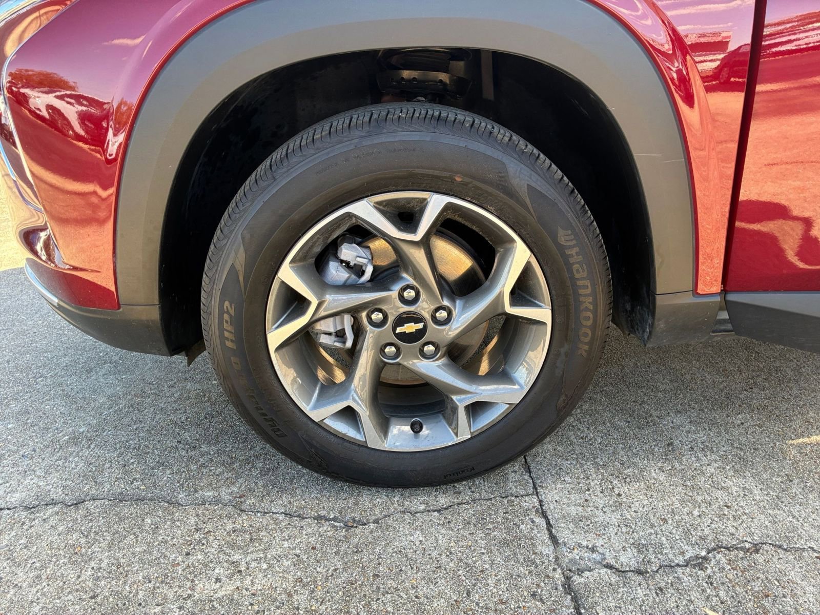 Used 2025 Chevrolet Trax LT w/ LT Convenience Package image 23