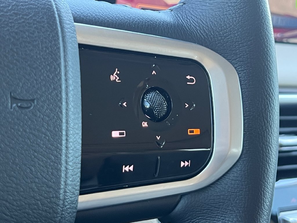 Certified 2026 Nissan Armada Platinum RWD image 12