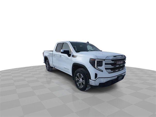 Used 2024 GMC Sierra 1500 SLE image 2