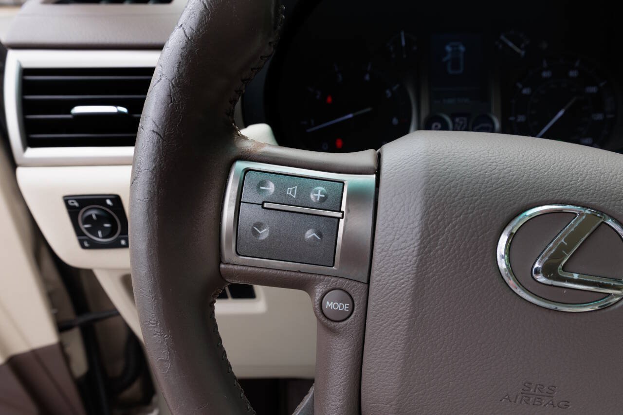 Used 2010 Lexus GX 460 w/ Comfort Plus Pkg AWD/4WD image 15
