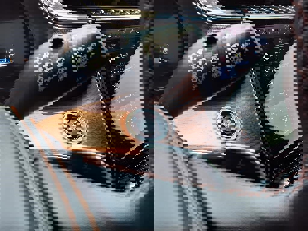 Used 2023 Jeep Grand Cherokee Summit w/ Adv Protech Group IV image 21