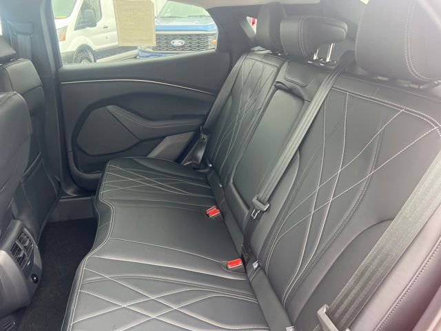 New 2024 Ford Mustang Mach-E Select image 23