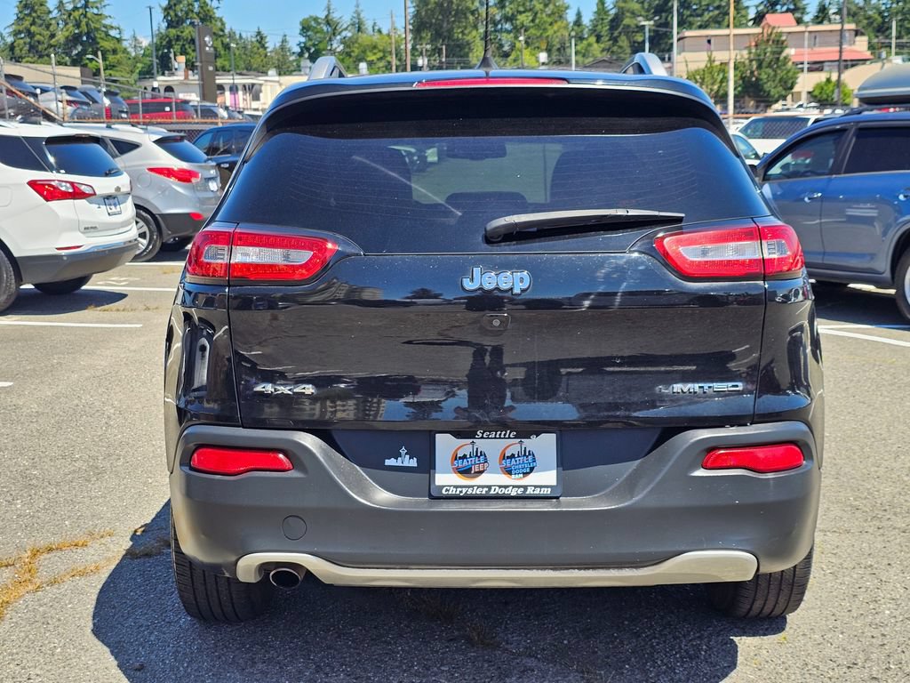 Used 2017 Jeep Cherokee Limited AWD/4WD image 7