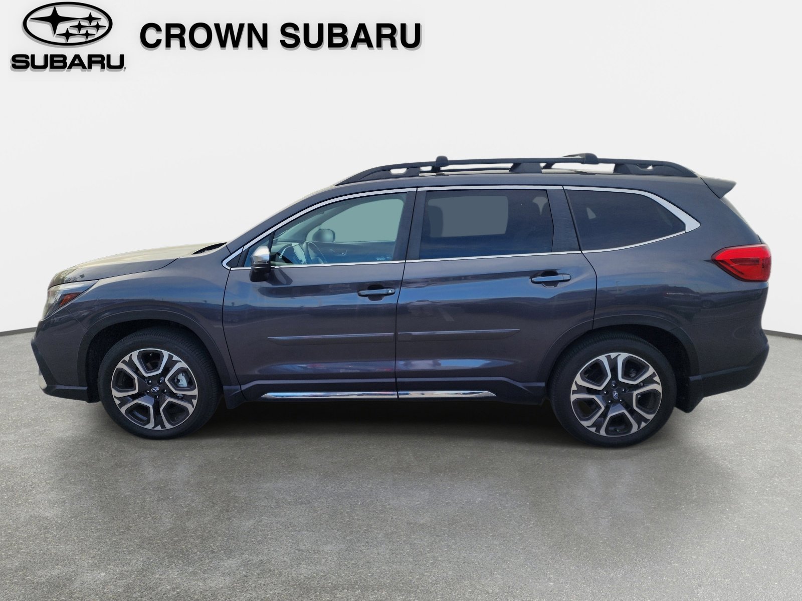Used 2023 Subaru Ascent Limited w/ Technology Package image 2