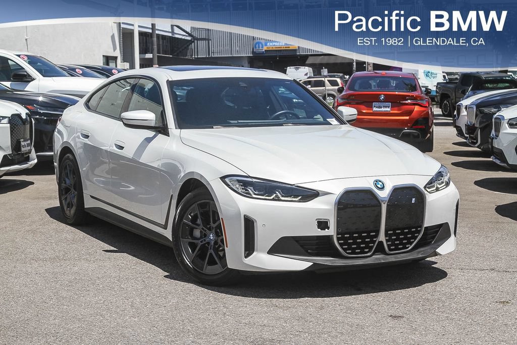 Used 2023 BMW i4 eDrive35 w/ Premium Package RWD image 1