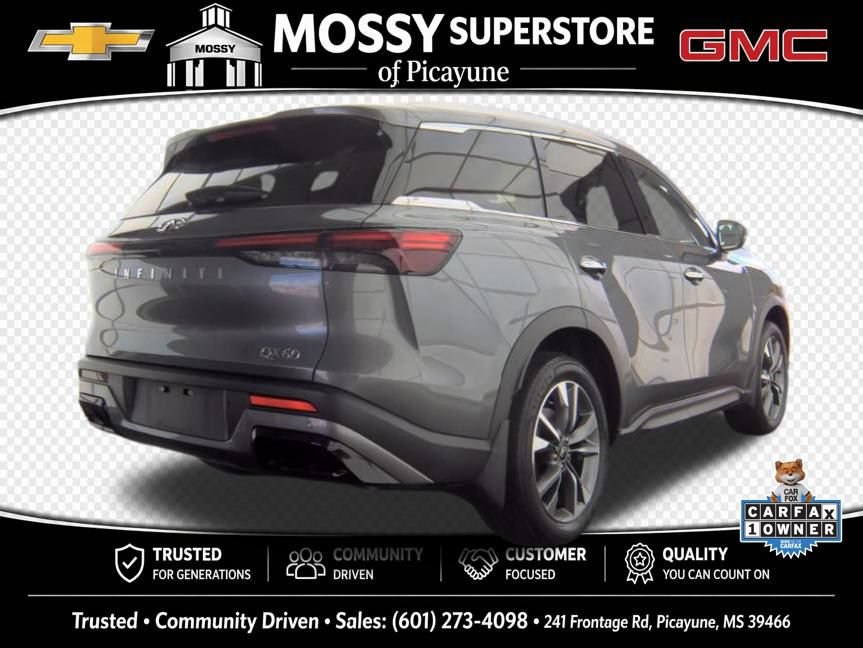 Used 2024 INFINITI QX60 Luxe w/ Performance Audio Package FWD image 4