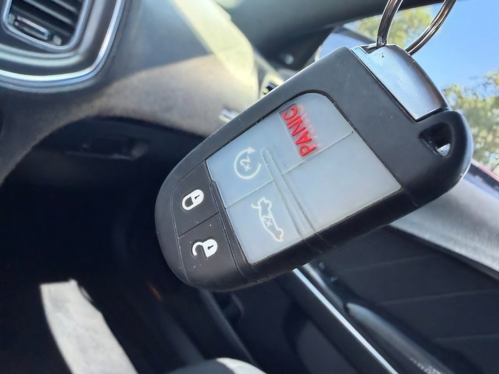 Used 2018 Dodge Charger SXT Plus RWD image 28